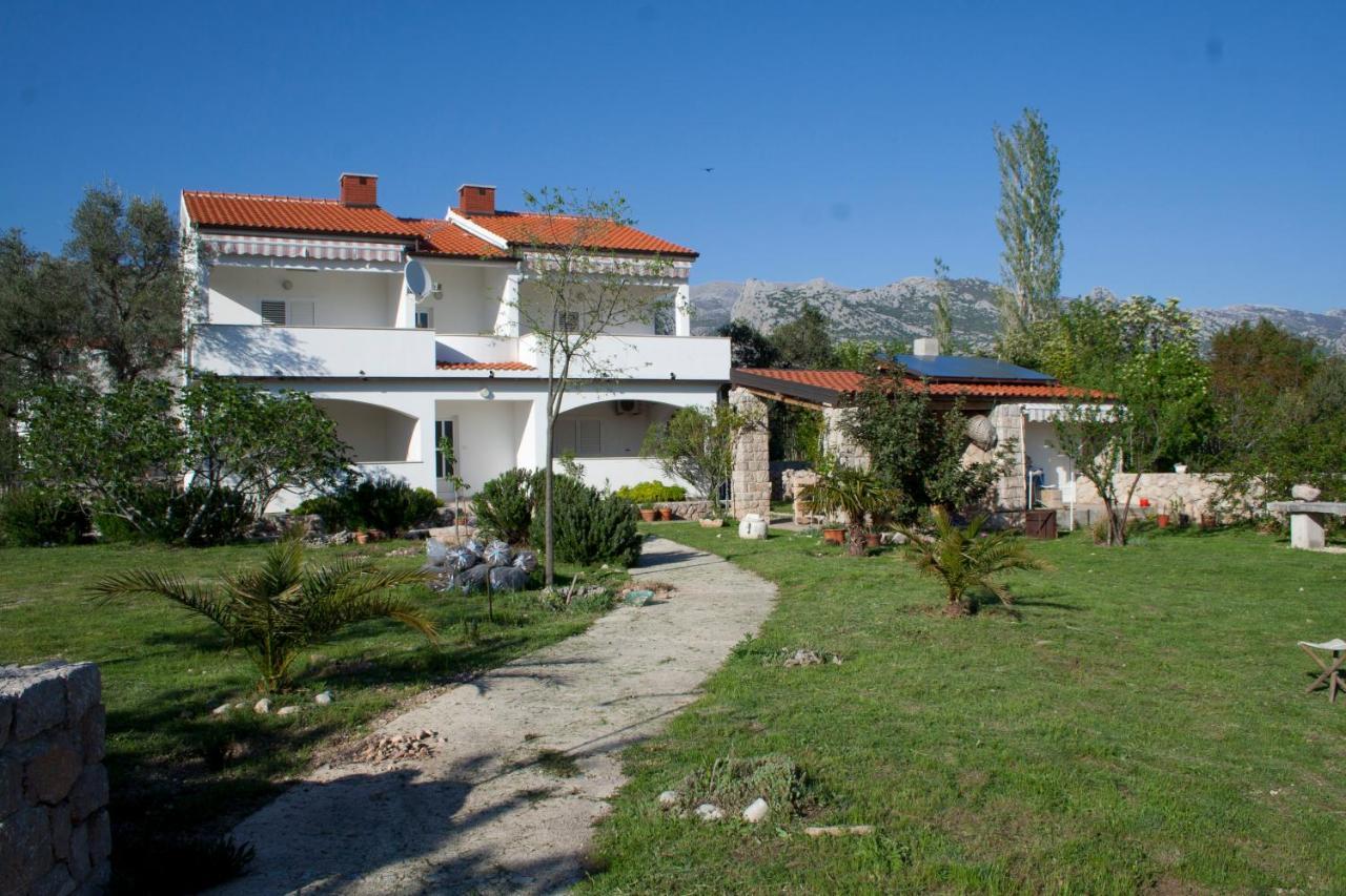 Apartments Punta Seline Exterior photo