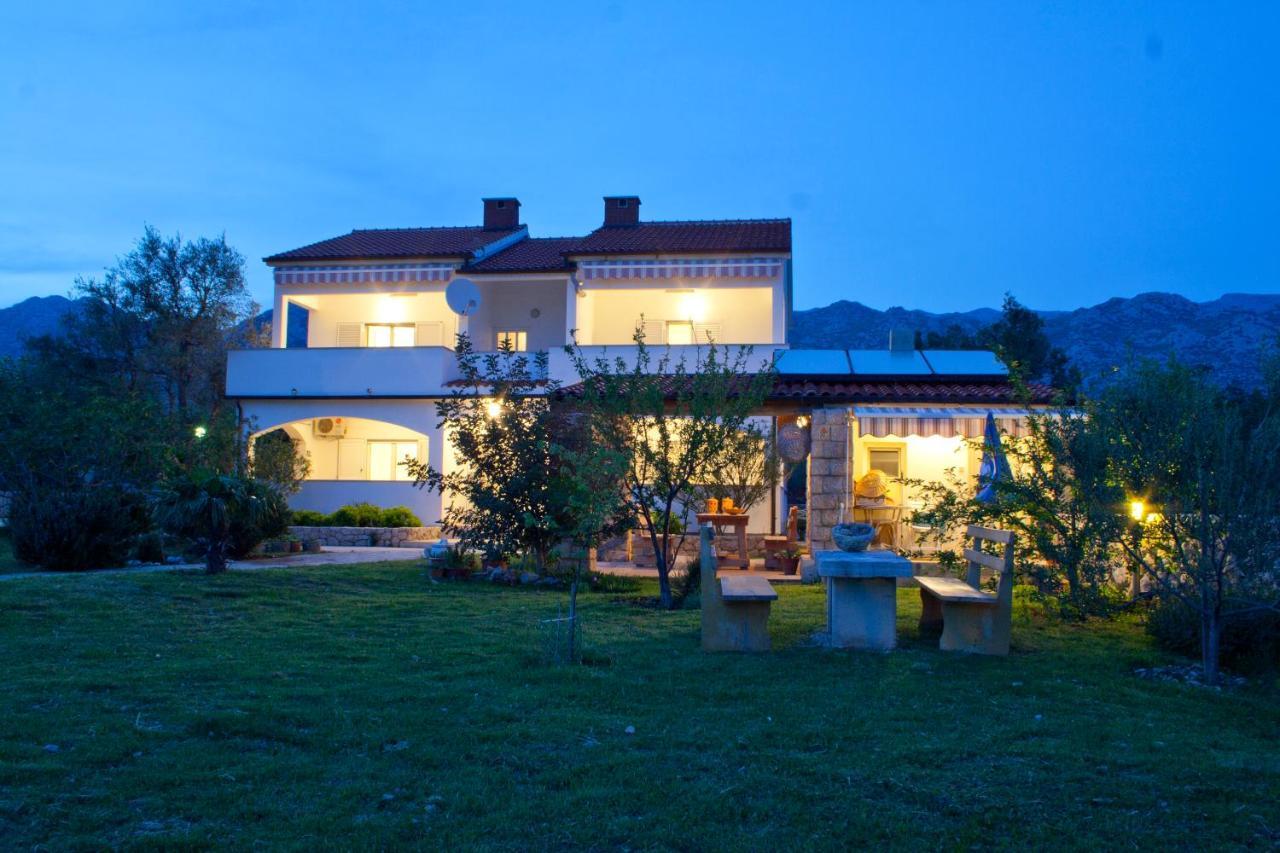 Apartments Punta Seline Exterior photo